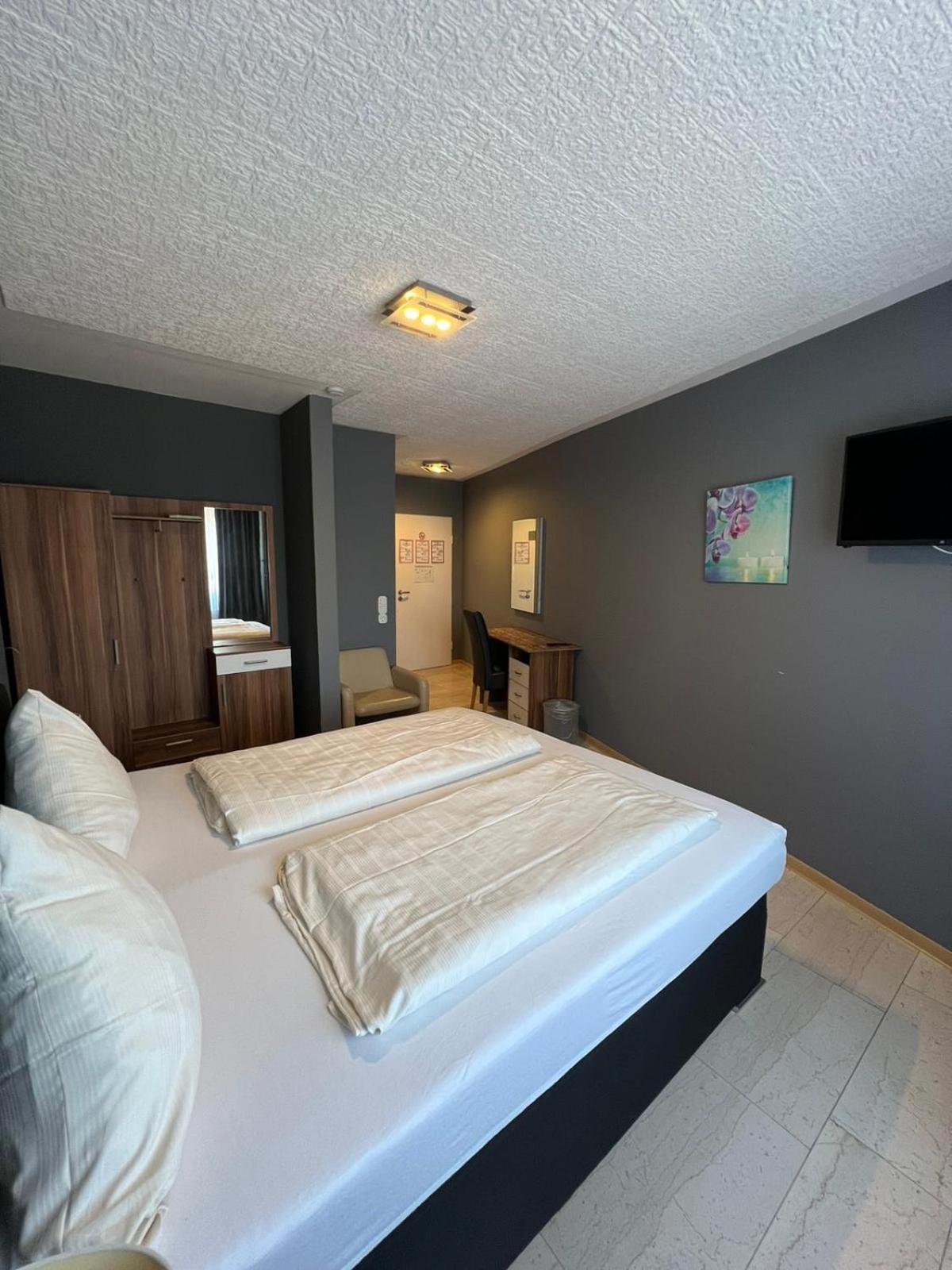Hotel Hafez Bad Salzuflen Ngoại thất bức ảnh