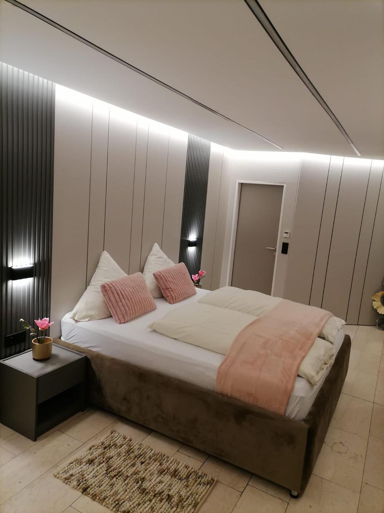 Hotel Hafez Bad Salzuflen Ngoại thất bức ảnh