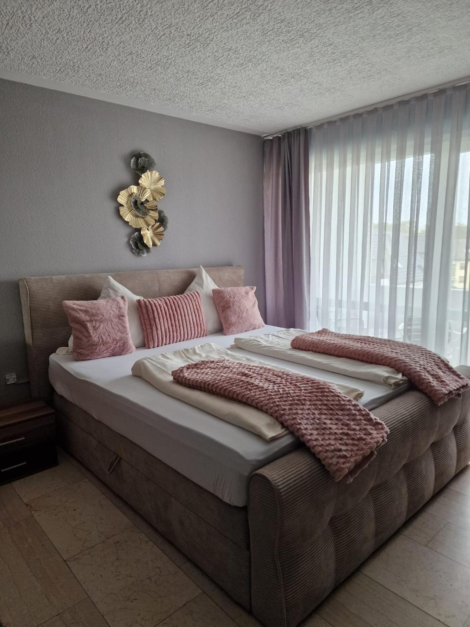 Hotel Hafez Bad Salzuflen Ngoại thất bức ảnh