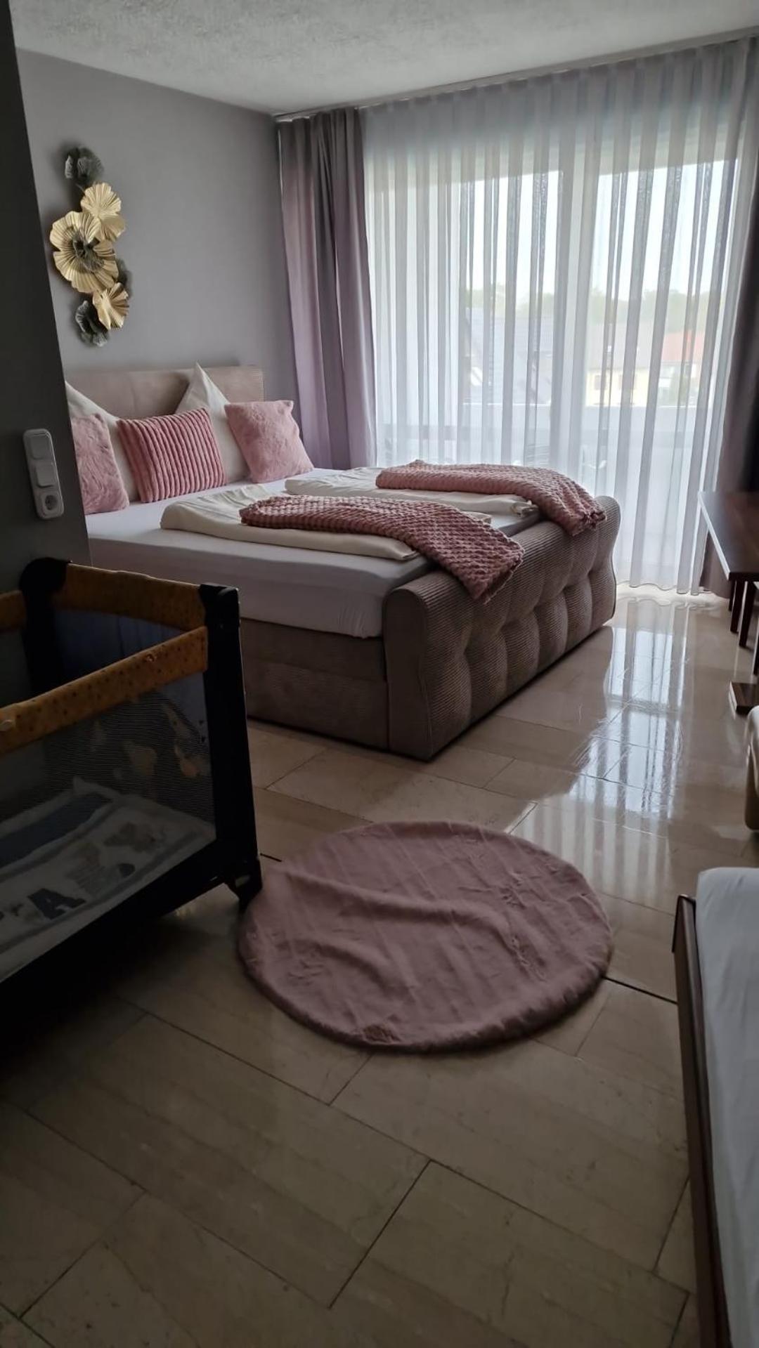 Hotel Hafez Bad Salzuflen Ngoại thất bức ảnh