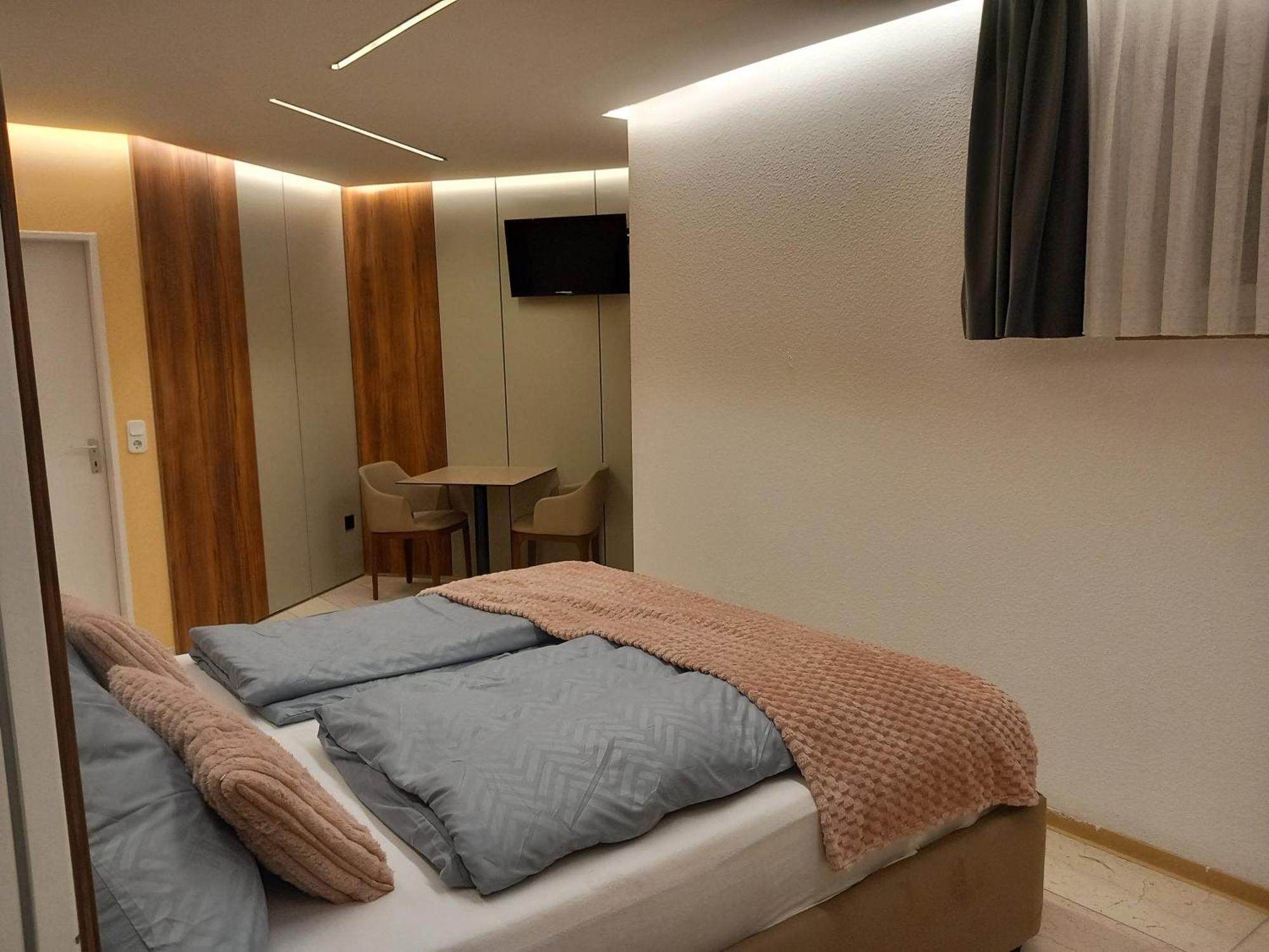 Hotel Hafez Bad Salzuflen Ngoại thất bức ảnh