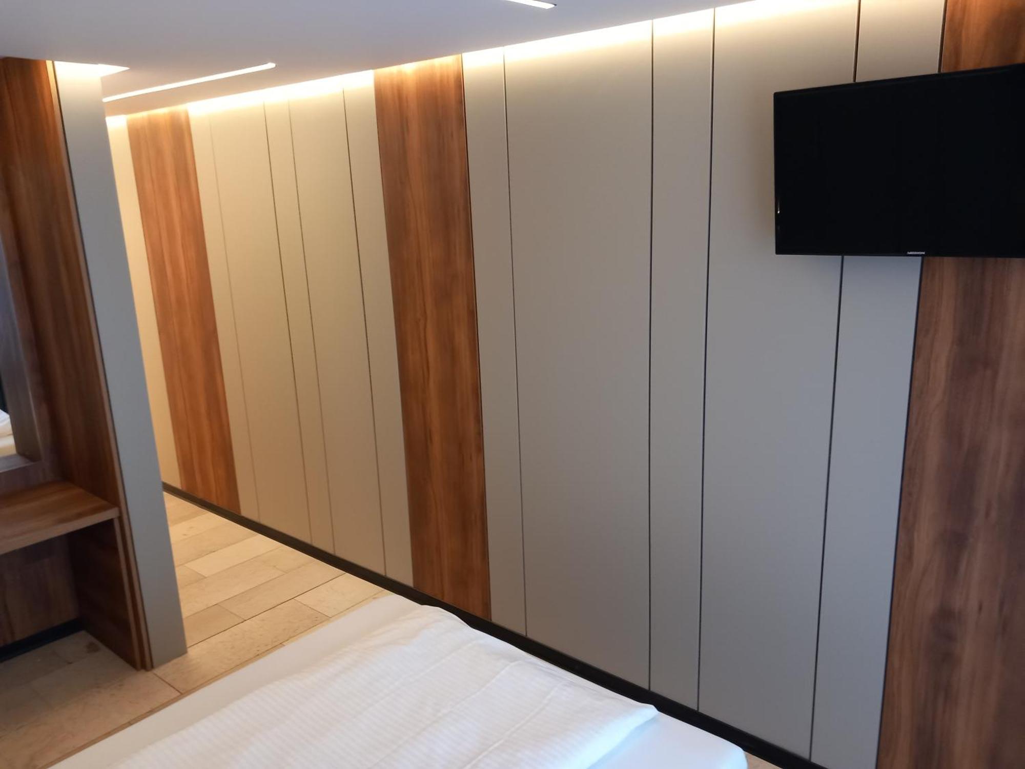 Hotel Hafez Bad Salzuflen Ngoại thất bức ảnh