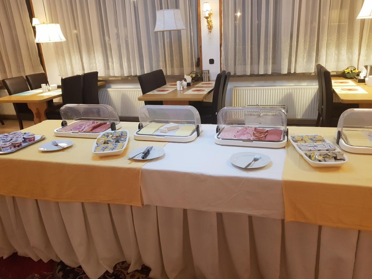 Hotel Hafez Bad Salzuflen Ngoại thất bức ảnh